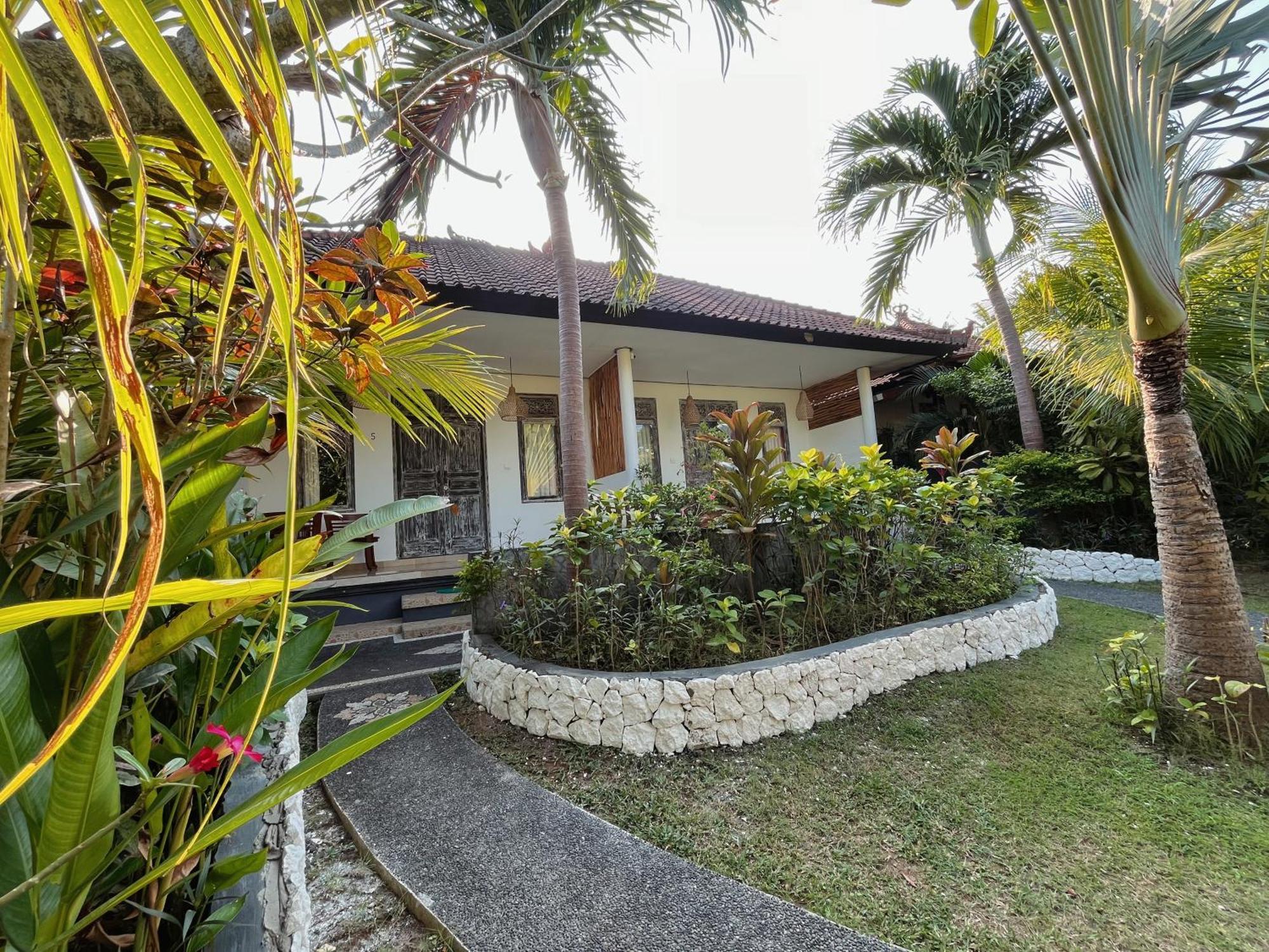 Hotel Adi'S Bungalow Uluwatu Exterior foto