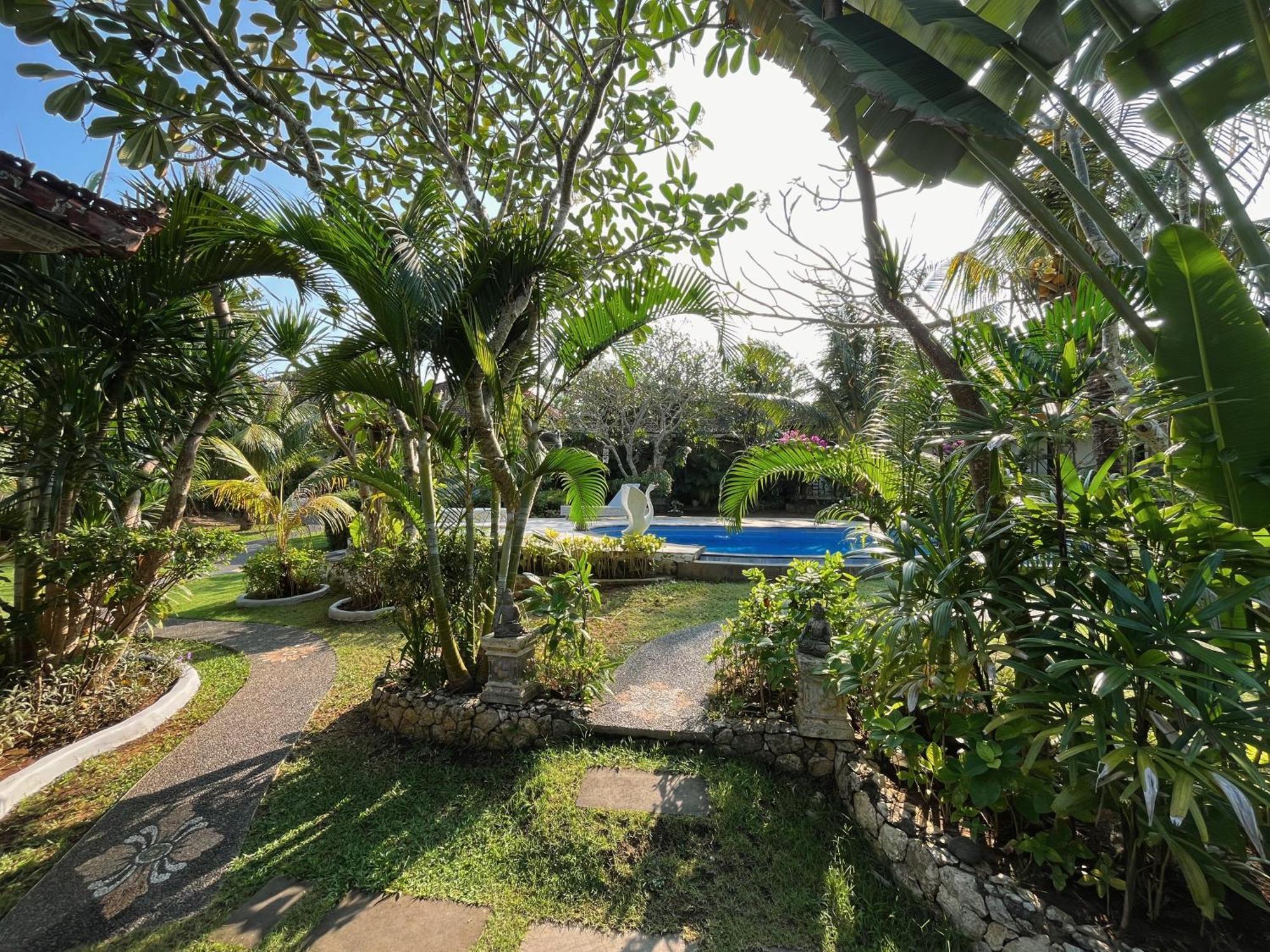 Hotel Adi'S Bungalow Uluwatu Exterior foto